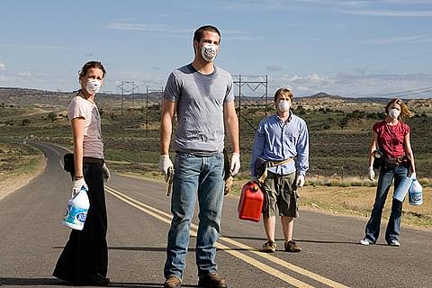 S・キングも絶賛の「フェーズ6」、マスク着用で鑑賞料金1000円に