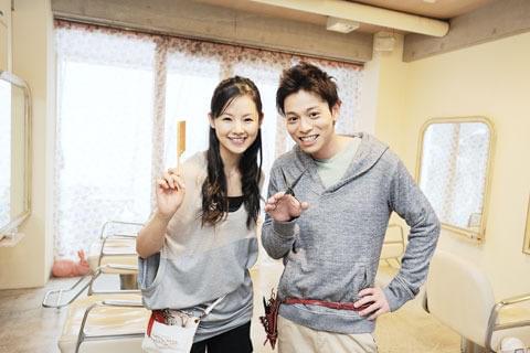 吉沢悠演じる夫と経営する美容院にて