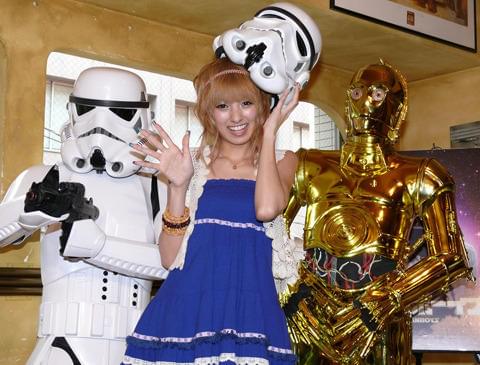 南明奈、「写真集を92冊買ってくれた」熱烈ファンに感謝