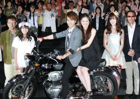 中村優一、松本若菜とのラブロマンスに「手が震えた」