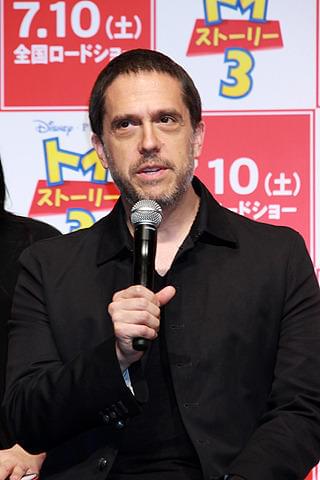 リー・アンクリッチ監督