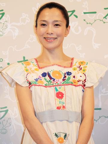 “新婚”坂井真紀に、AAA西島隆弘が未練タラタラ