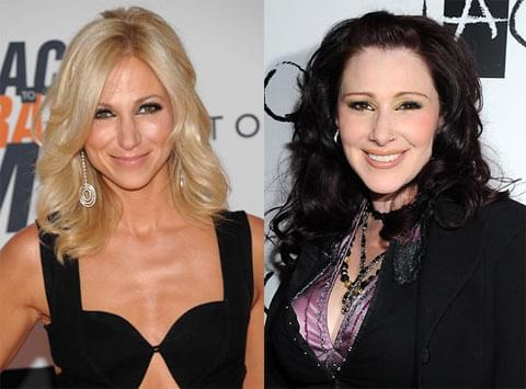 80年代アイドル、デビー・ギブソン＆ティファニーがSF映画でガチンコ対決！