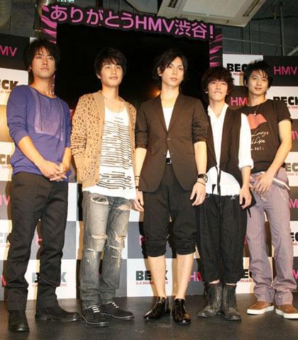 閉店するHMV渋谷に感謝するためトークショーを行った