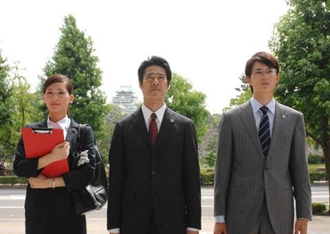 セミの大合唱に負けず熱演