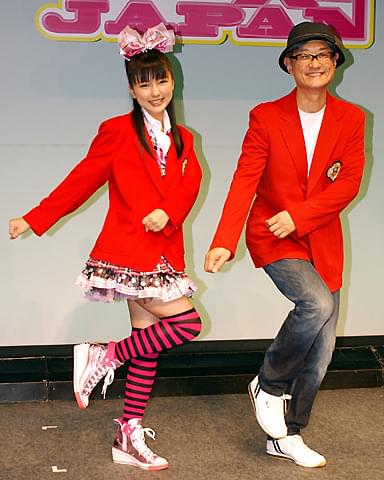 真野恵里菜、堤監督とコンビ結成？