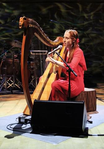 志田未来、セシル・コルベルの歌声に「癒されました」