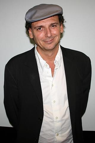 ムルナウの「サンライズ」にオマージュを捧げた「シルビアのいる街で」