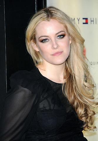 エルビス・プレスリーの孫娘「マッドマックス4」に出演