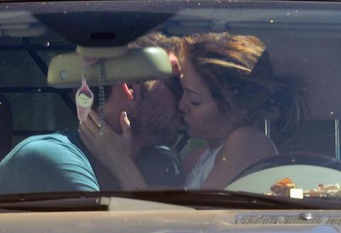 交際復活した様子