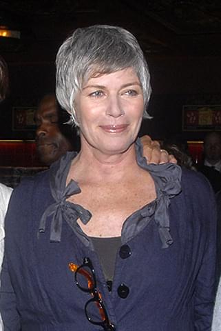 「トップガン」ケリー・マクギリスが同性婚