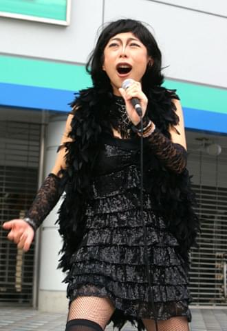 椿鬼奴「機会があれば」 遂にボン・ジョヴィ前で熱唱？