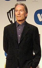 赤西の全米デビューをバックアップ