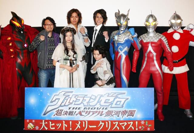 小柳友「ウルトラマンゼロ」初日に万感 “ウルトラサンタ”も祝福に