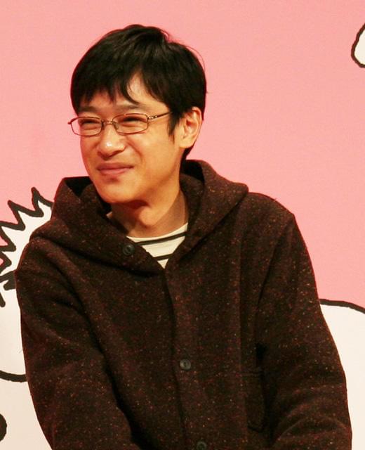 堺雅人、“妻”宮崎あおいに「おんぶにだっこ」