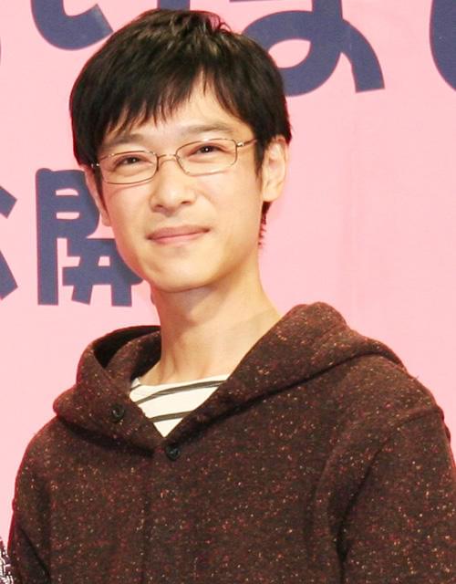 堺雅人、“妻”宮崎あおいに「おんぶにだっこ」