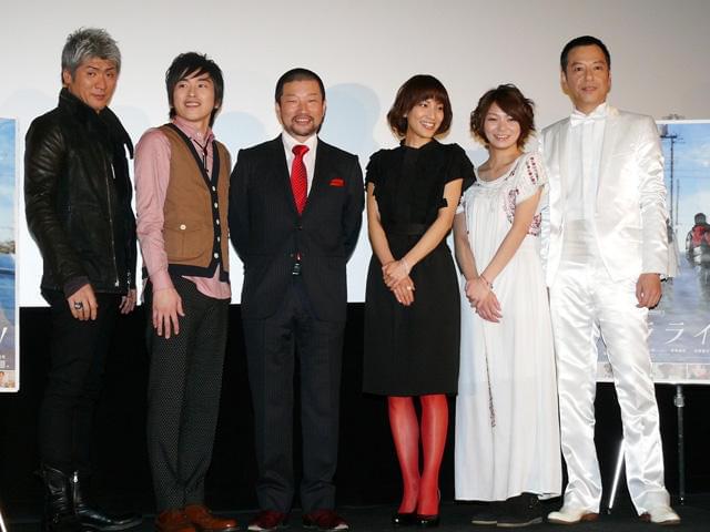 板尾創路、“監督”キム兄を「多才な男」と絶賛