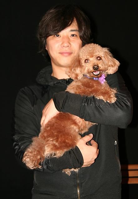 ライセンス・藤原一裕「アホらしくて愛らしい」と“犬バカ”ぶり発揮