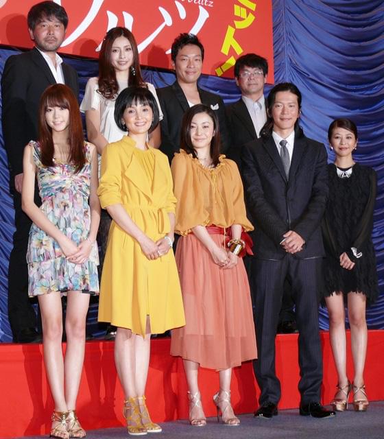 感動の「ジーン・ワルツ」初日挨拶の様子