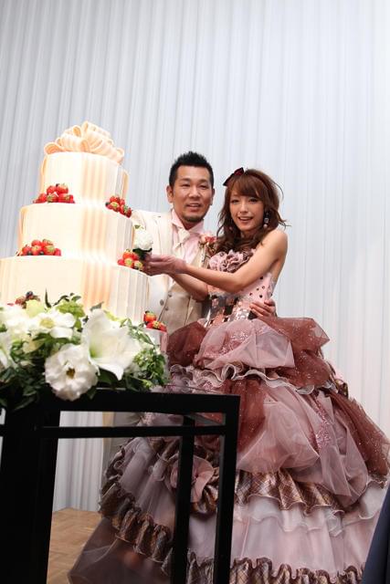 藤本敏史＆木下優樹菜、のろけっぱなしの結婚披露宴