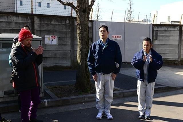 撮影に参加した岡村隆史ら