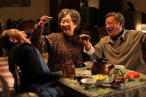 ベルリン銀熊賞「再会の食卓」 まさかのNGシーンも公開