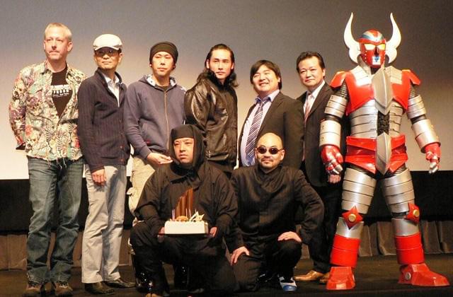 「電人ザボーガー」も応援に駆けつけた!