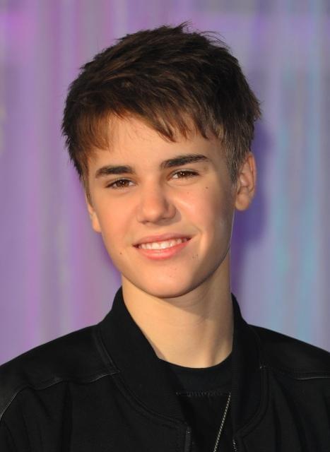 ジャスティン・ビーバー、被災者支援アルバムに参加