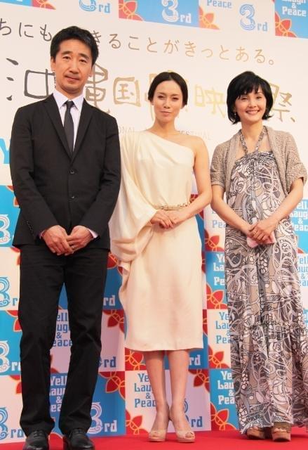 南果歩、三宅喜重監督とともに登壇