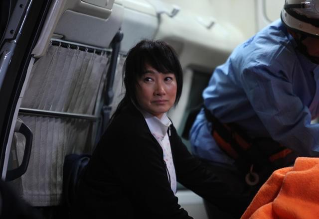 妻役には余貴美子