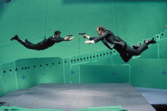 オーケストラ生演奏付きで上映