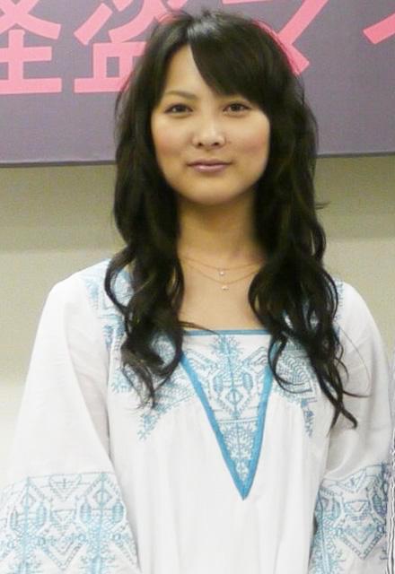 「怪盗マイス」の衣装で アクションシーンに初挑戦する谷村美月