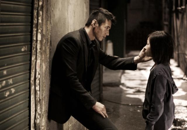 心に闇を抱えた男テシクと孤独な少女ソミ