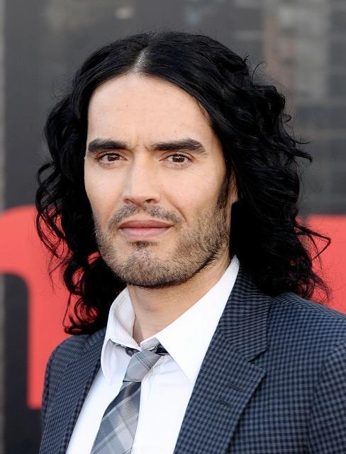 人気コメディアンのラッセル・ブランドが成田で入国拒否