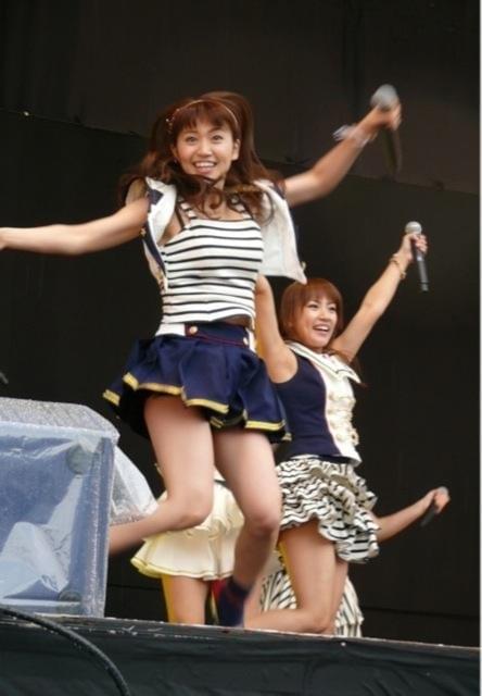 新曲を熱唱する大島優子