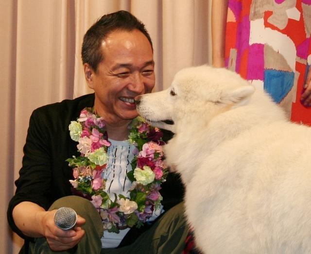 小日向文世「犬飼さんちの犬」撮影中は「浮気しまくり」と暴露