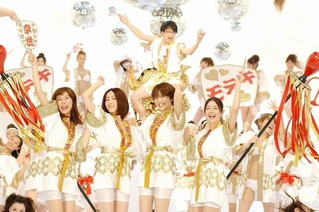 豪華女優陣4人が森山を翻ろう