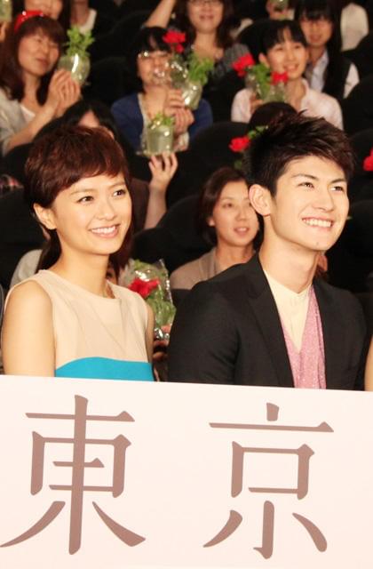 三浦春馬、小西真奈美との長回しキスシーンに冷や汗