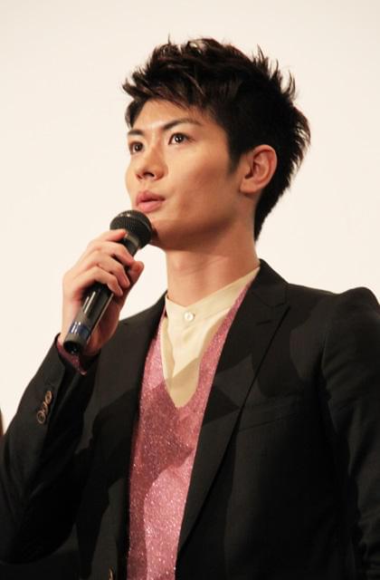 三浦春馬、小西真奈美との長回しキスシーンに冷や汗