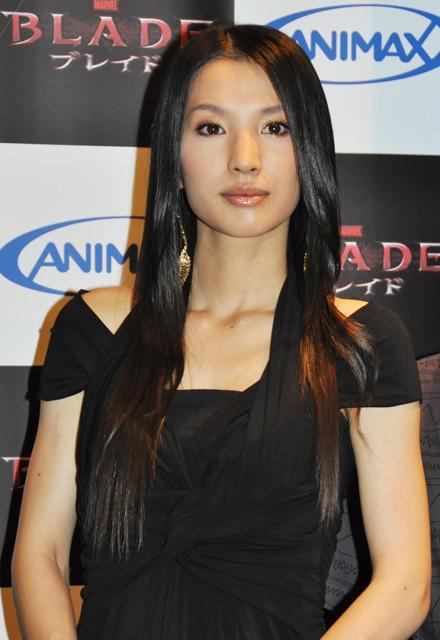 芦名星、バンパイアの苦労に同情