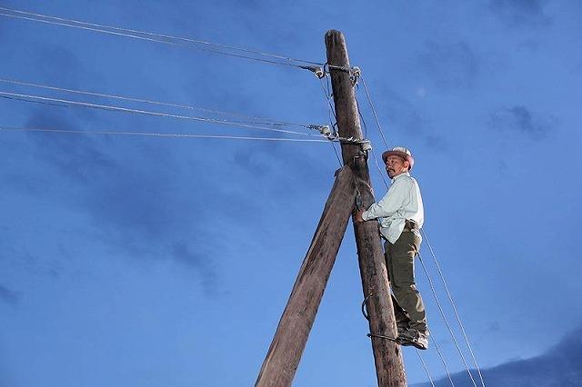 主人公の夢は村の風車発電 待望のキルギス映画予告編公開
