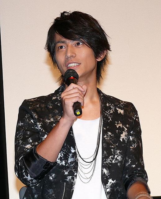 イケメンぞろい日本版「トワイライト」に、ファン1000人が大熱狂