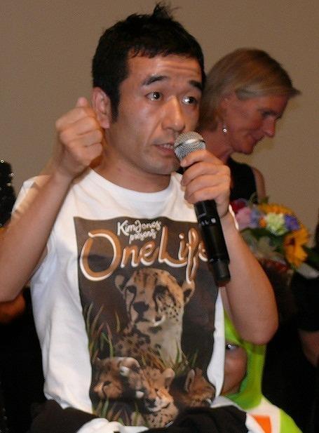 松本幸四郎「メッセージを声に込めた」 松たか子とナレーションで初共演