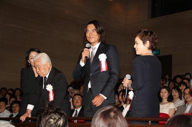 新藤兼人監督最後の作品を天皇陛下が鑑賞 「救いがあるのがいいですね」