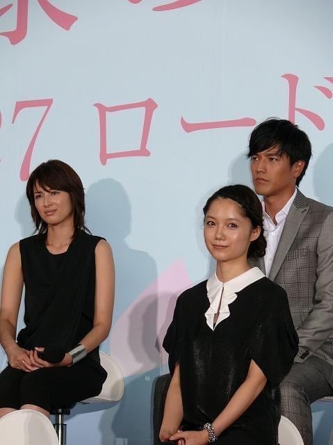 櫻井翔、リムジンに舞い上がる「神様のカルテ」完成披露