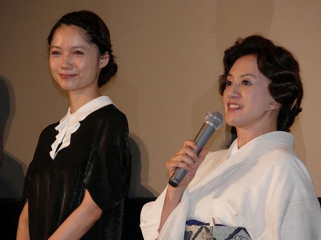 櫻井翔、リムジンに舞い上がる「神様のカルテ」完成披露