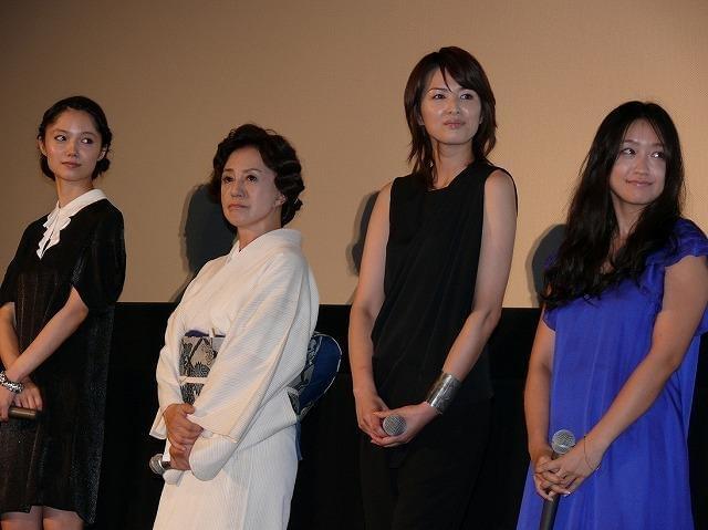 櫻井翔、リムジンに舞い上がる「神様のカルテ」完成披露