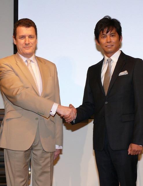 織田裕二、スペイン大使館を表敬訪問「ぜひ本国でも公開を」とPR