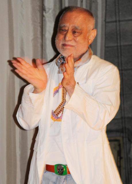 99歳・新藤兼人監督、人生最後の舞台挨拶「ときどき思い出して」