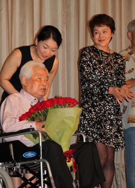 99歳・新藤兼人監督、人生最後の舞台挨拶「ときどき思い出して」